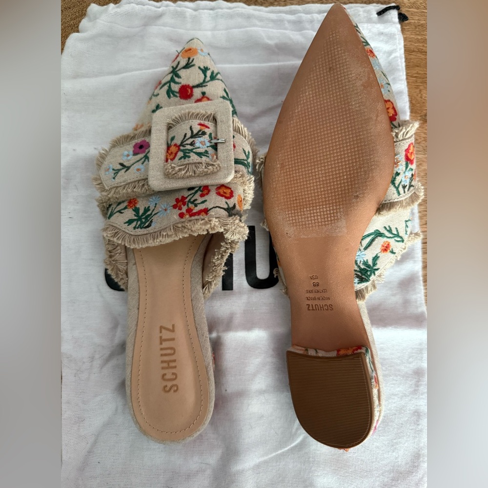 SCHUTZ Women's Floral Embroidered Mules - Cream size 8 - Picture 2 of 3
